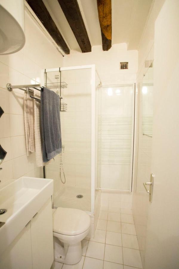 Hostnfly - Modern Studio In The Heart Of The Latin Quarter *